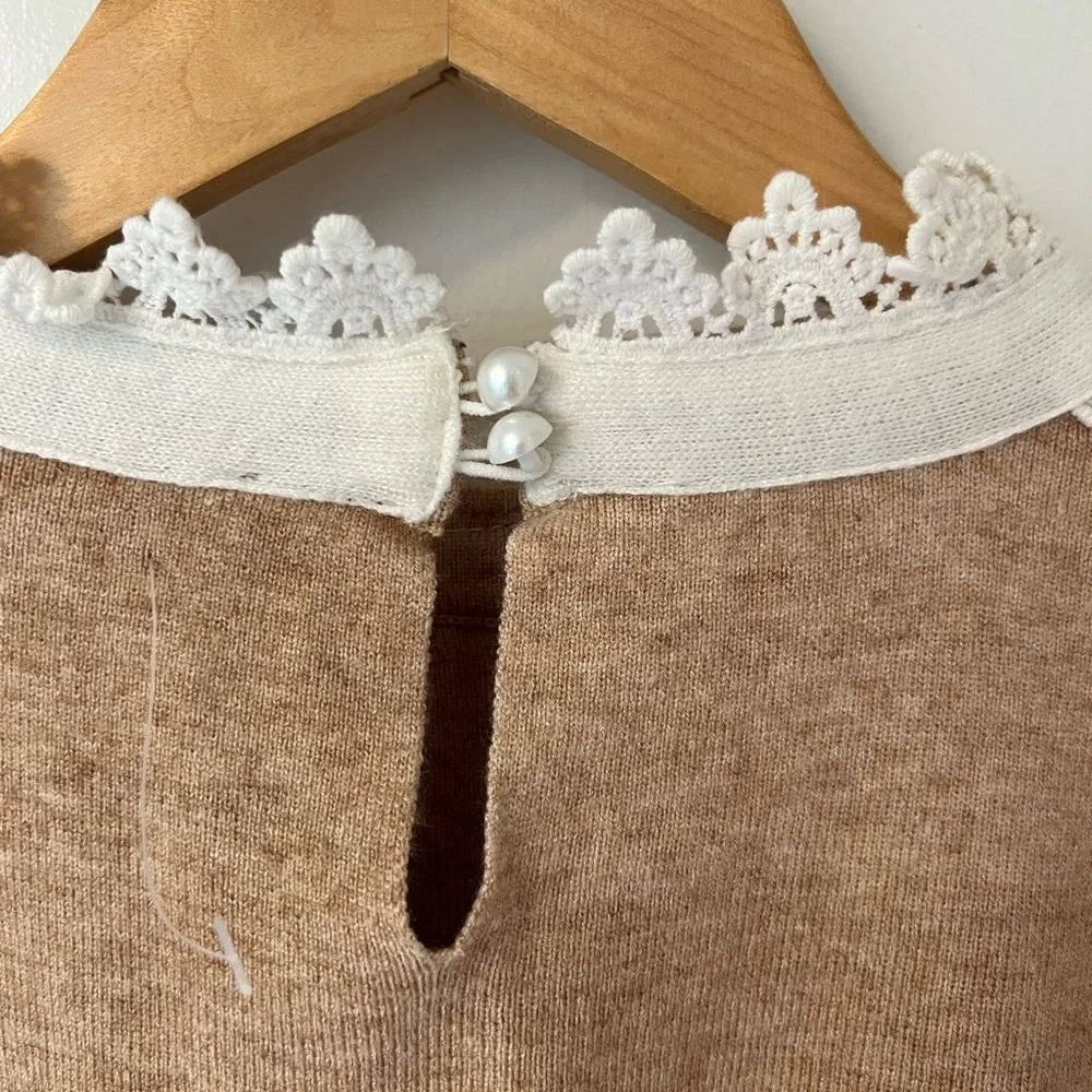 Alice Blue Tan Sweater with Lace Appliqué - Picture 4 of 8